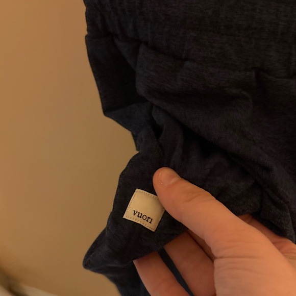 Vuori Performance Joggers in Navy Heather - Picture 5 of 5